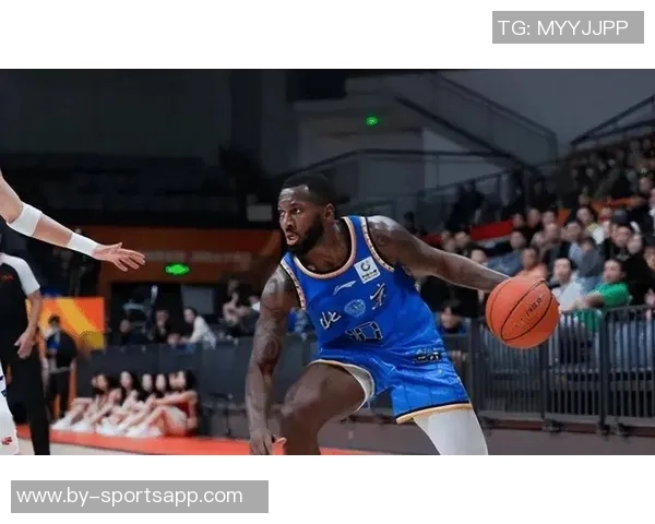 北京男篮外援斯佩尔曼奥莫特杰曼正式集结备战新赛季 北京男篮外援斯佩尔曼奥莫特杰曼正式集结备战新赛季