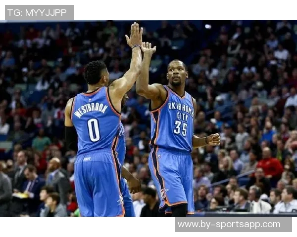 杜兰特称赞威少传奇地位呼吁他继续留在NBA赛场上