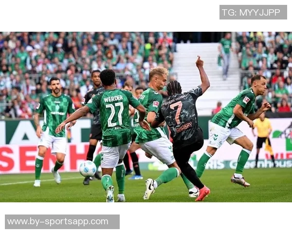 拜仁慕尼黑横扫德甲上半区全胜战绩令人胆寒大比分频现