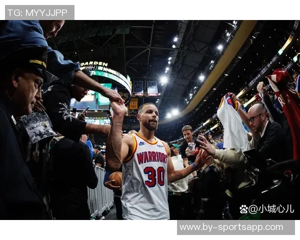 美媒评选NBA30大球星约基奇SGA字母哥占据前三文班马尔库里老詹哈登排名揭晓 美媒评选NBA30大球星约基奇SGA字母哥占据前三文班马尔库里老詹哈登排名揭晓